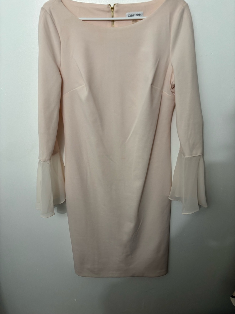 Calvin Klein Light Blush Bell-Sleeve Sheath Dress